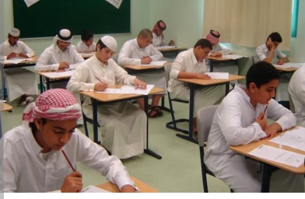 نقل الطلاب في المدارس الحكومية قطر